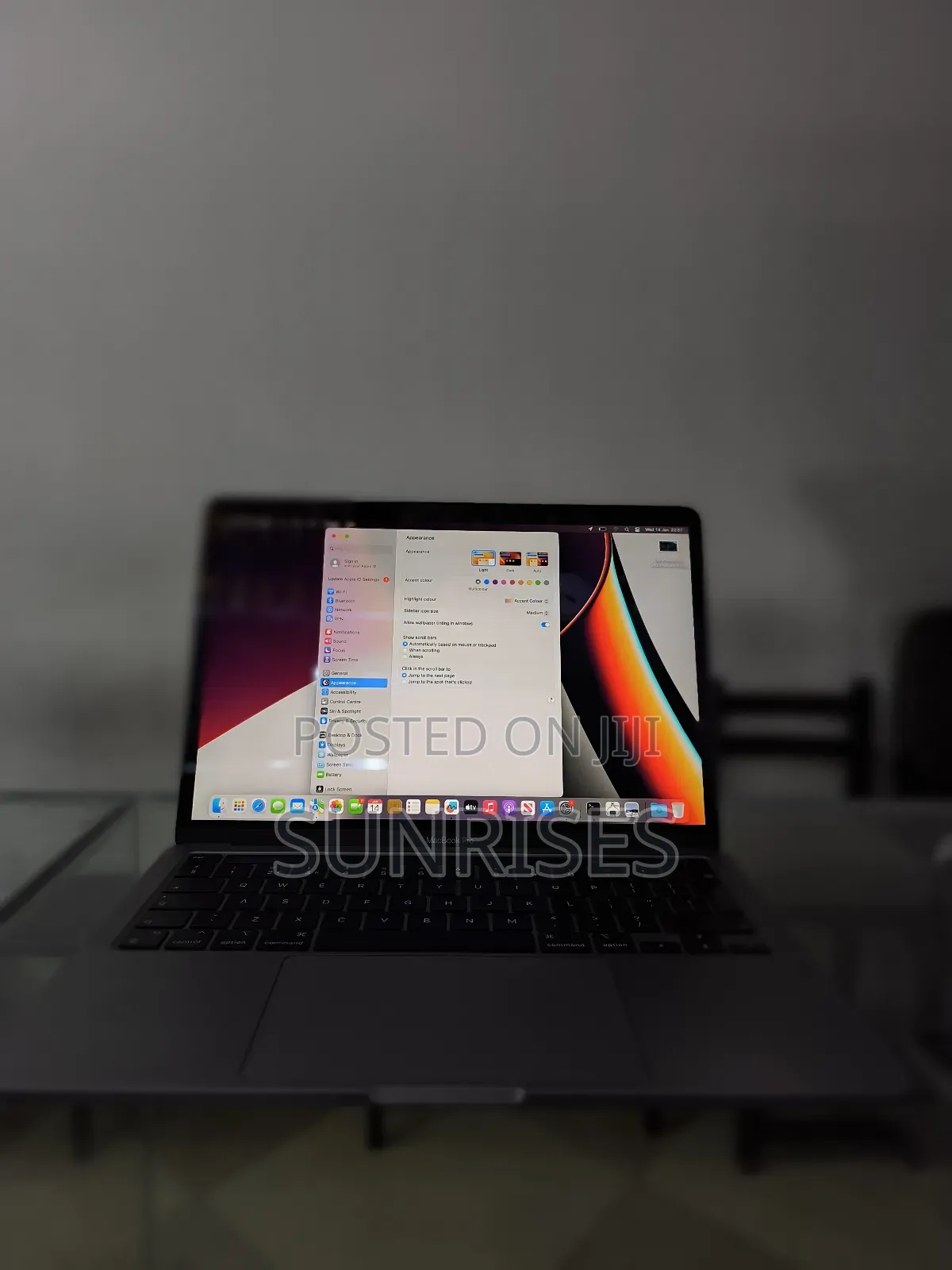 New Laptop Apple MacBook Pro M1 8GB Apple M1 SSD 256GB