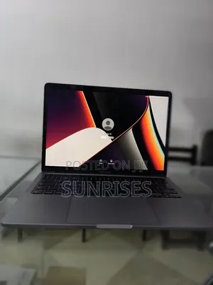 New Laptop Apple MacBook Pro M1 8GB Apple M1 SSD 256GB