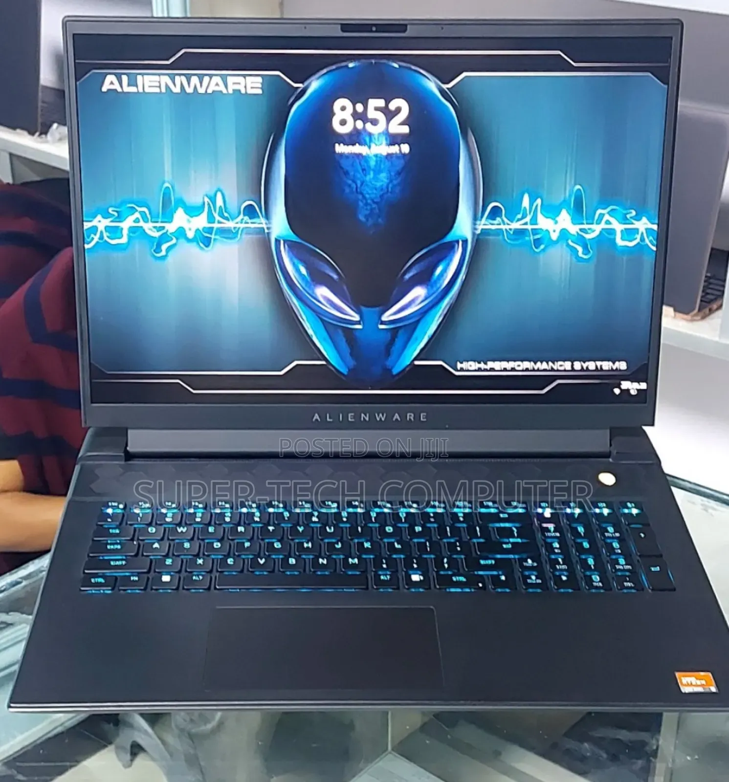 New Laptop Alienware M17x R2 32GB AMD Ryzen 9 SSD 1T