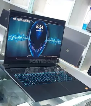 New Laptop Alienware M17x R2 32GB AMD Ryzen 9 SSD 1T