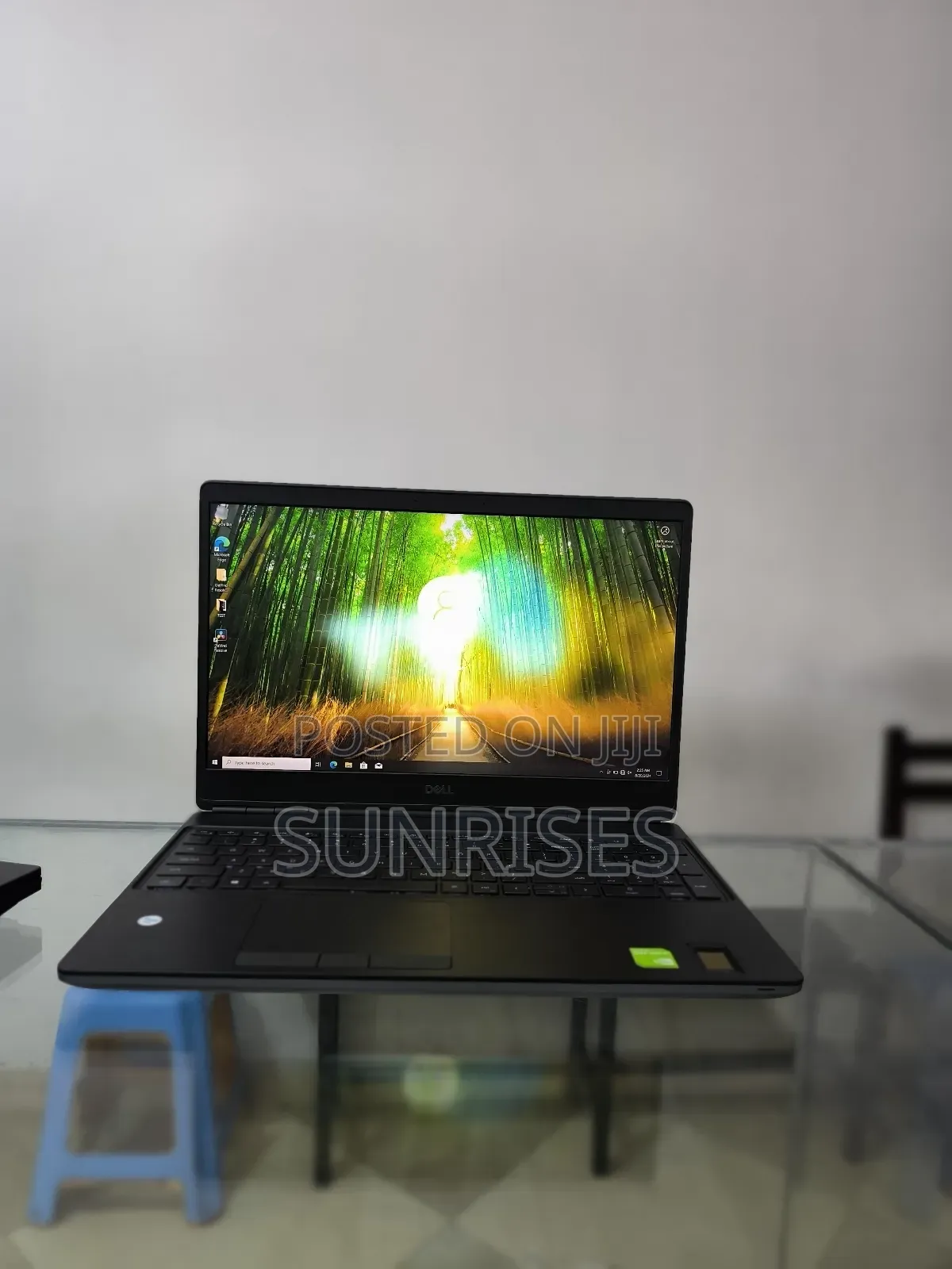 New Laptop Dell Precision 15 7550 16GB Intel Core I7 SSD 512GB