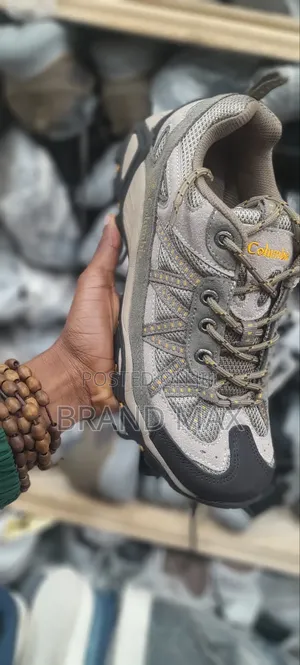 Columbia Waterproof Outdoor Premium Quality