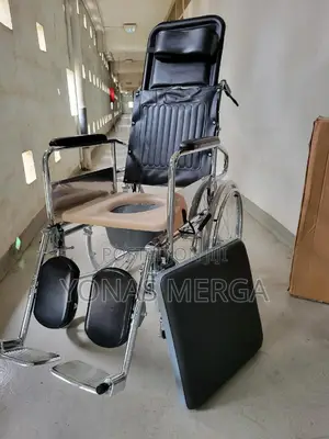 Toilet Wheelchair _Strong Toughness and High Load Bearing.