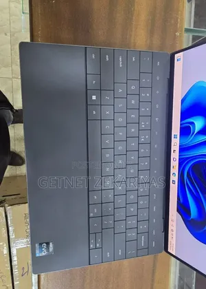 New Laptop Dell XPS 13 32GB Intel Core I7 SSD 1T