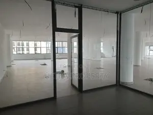 220 SQM Office for Rent