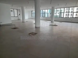 220 SQM Office for Rent
