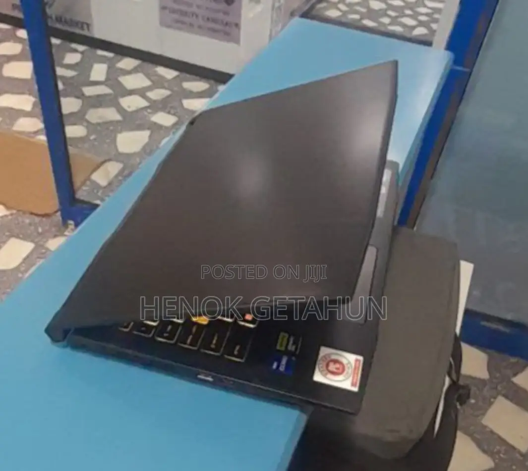 New Laptop MSI Katana 15 16GB Intel Core I7 SSD 1T