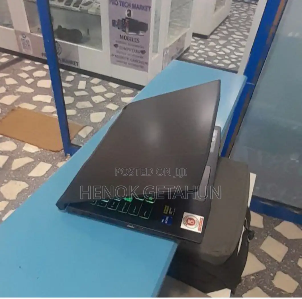 New Laptop MSI Katana 15 16GB Intel Core I7 SSD 1T