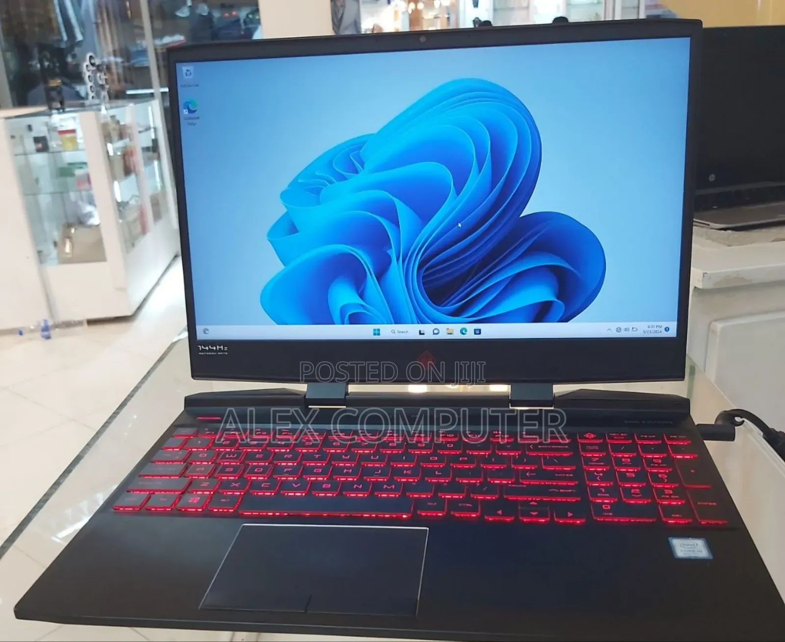 New Laptop HP Omen X 8GB Intel Core I5 HDD+SSD 1T