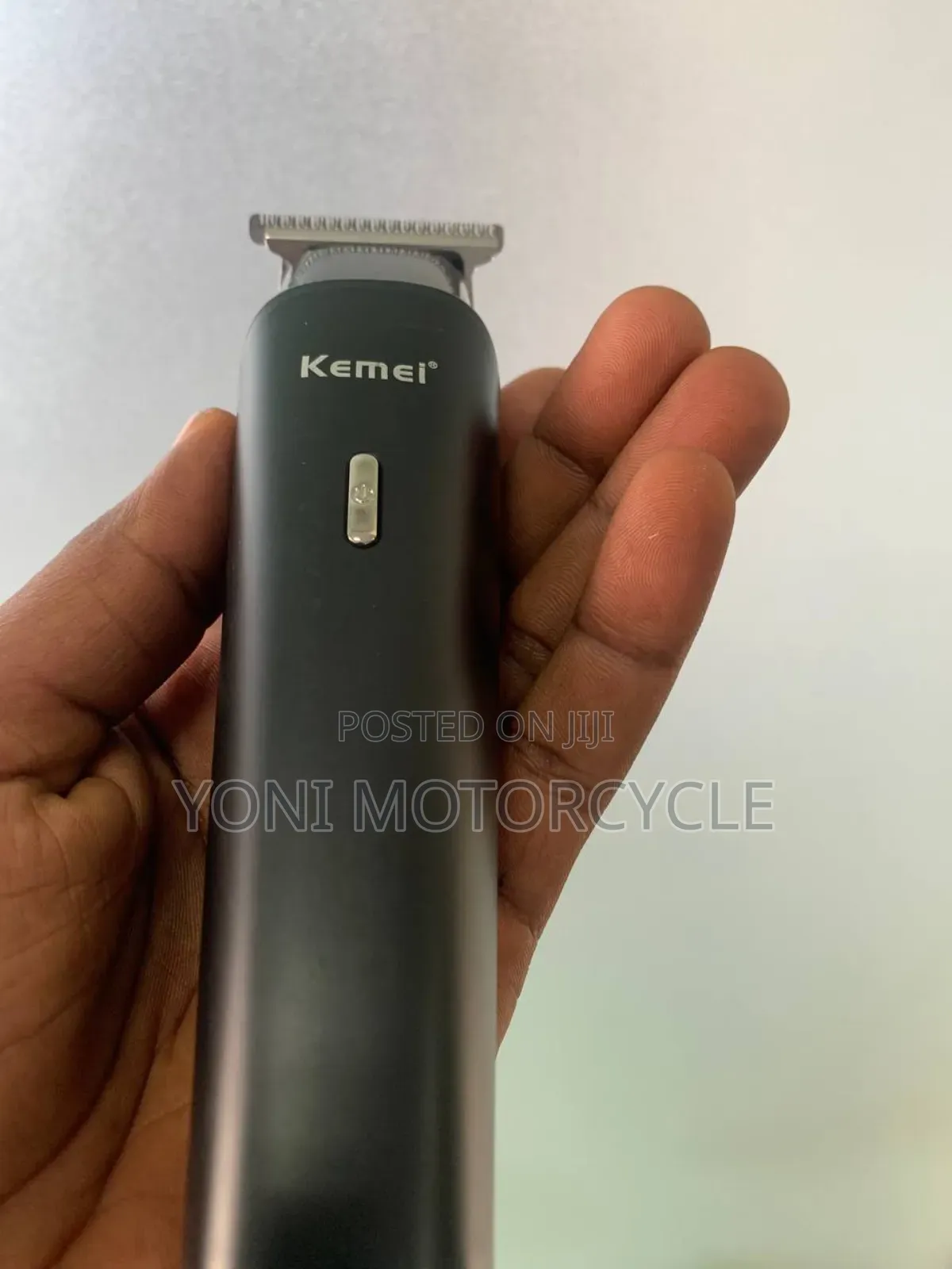 በቻርጀር የሚሰራ Kemei የቅርፅ ማሽን