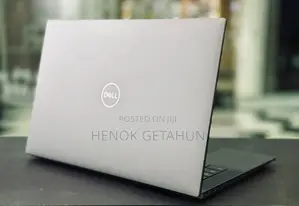 New Laptop Dell Precision 15 3520 32GB Intel Core I7 SSD 512GB