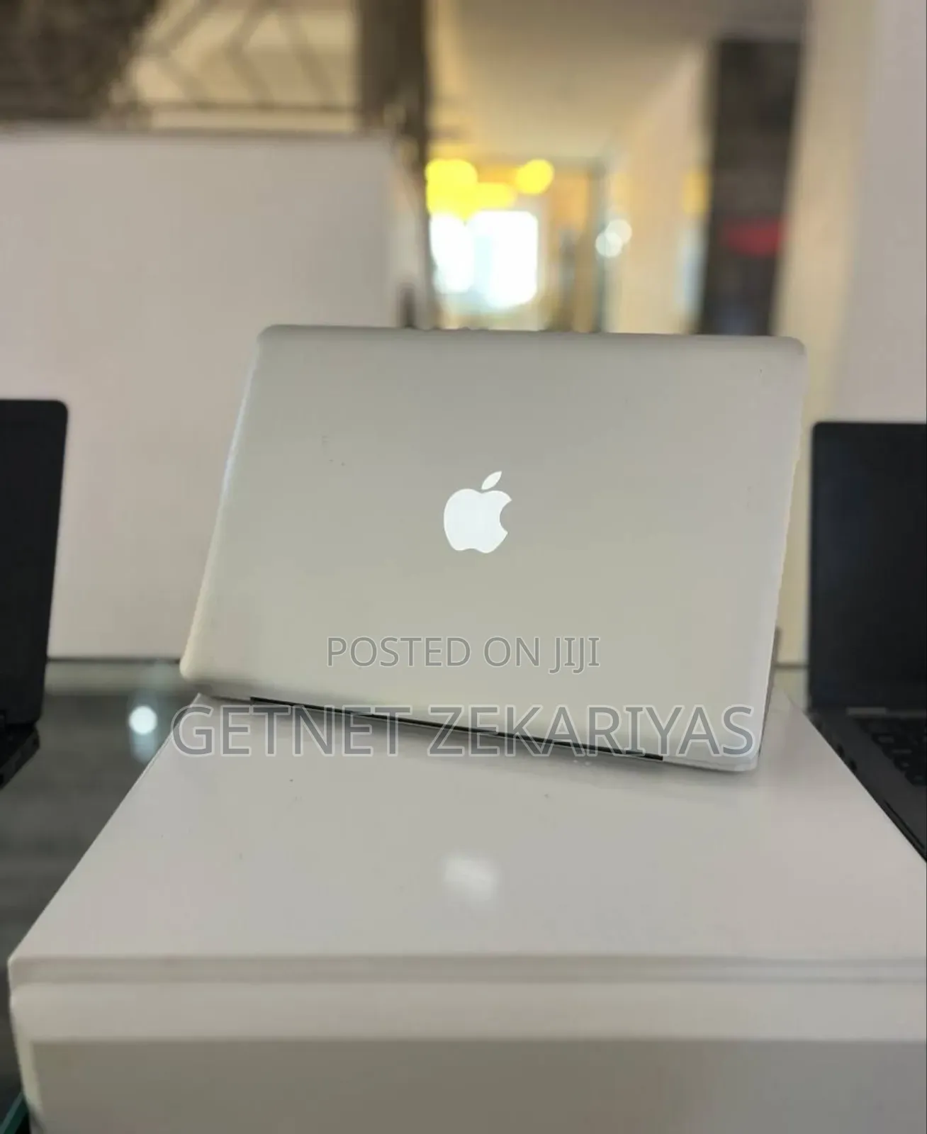 New Laptop Apple MacBook Pro M1 4GB Intel Core I5 SSD 128GB