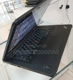 New Laptop Lenovo 8GB Intel Core I7 SSD 256GB