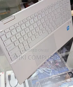 New Laptop HP Pavilion X360 8GB Intel Core I5 SSD 512GB