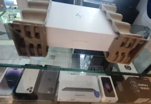 New Laptop HP Spectre X360 16GB Intel Core I7 SSD 1T