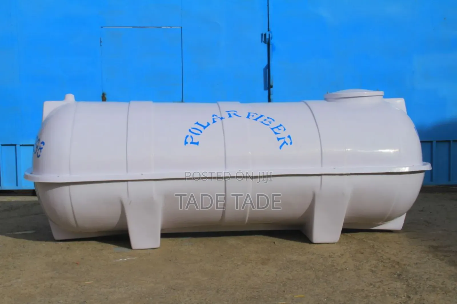Polar Fiber Water Tanker Roto