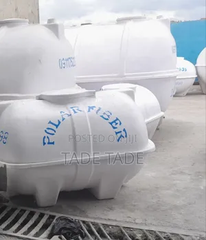 Polar Fiber Water Tanker Roto