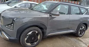 New Kia EV5 88.1 kWh FWD 2024 Gray