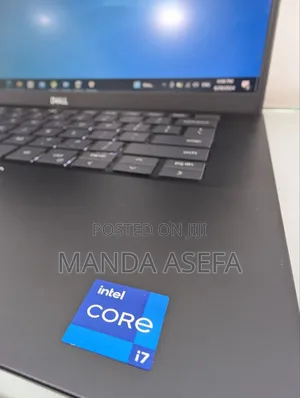 New Laptop Dell 8GB Intel Core I7 SSD 512GB