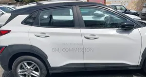 Hyundai Kona 2022 White