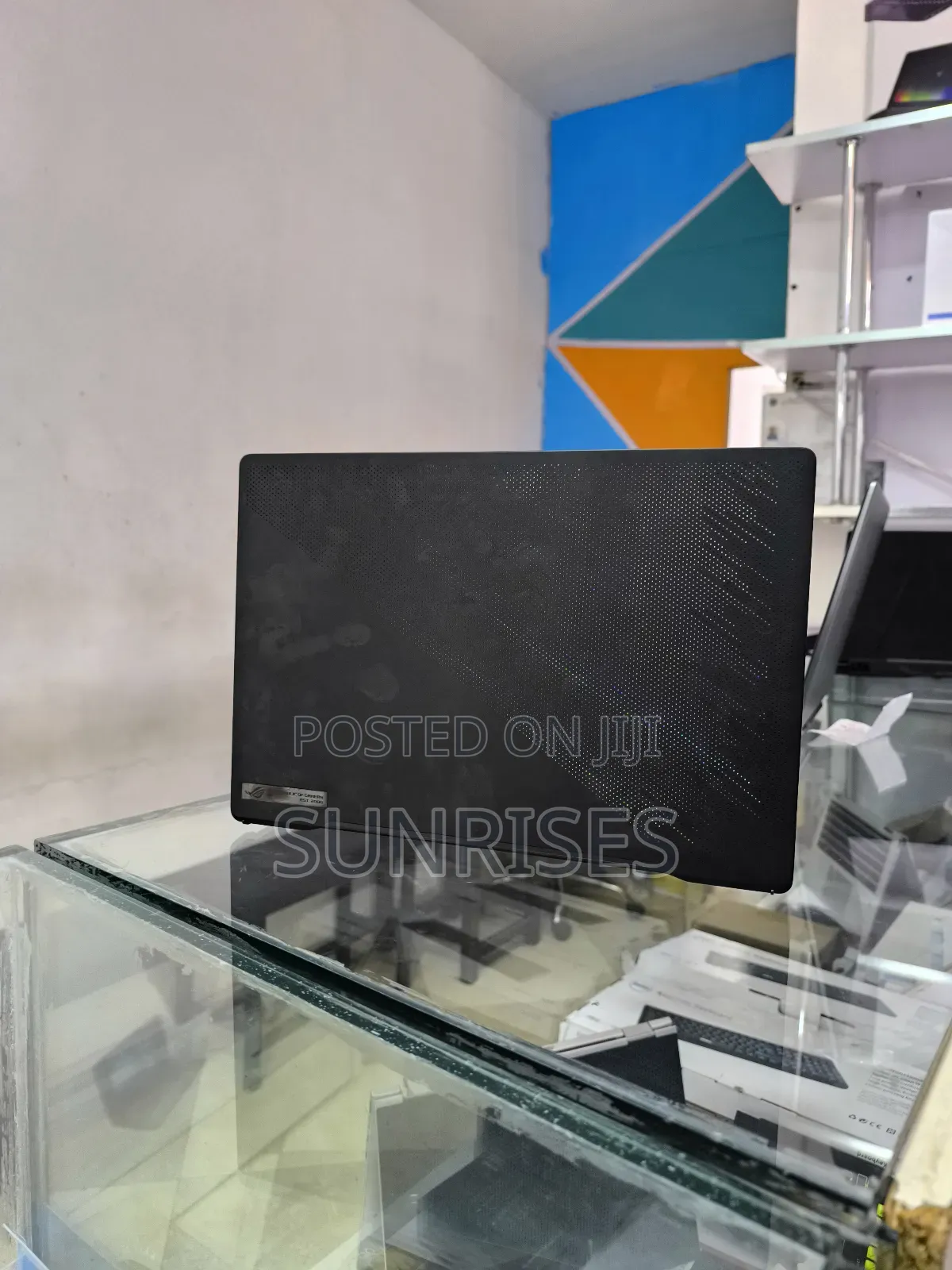 New Laptop Asus ROG Zephyrus G15 16GB Intel Core I7 SSD 512GB