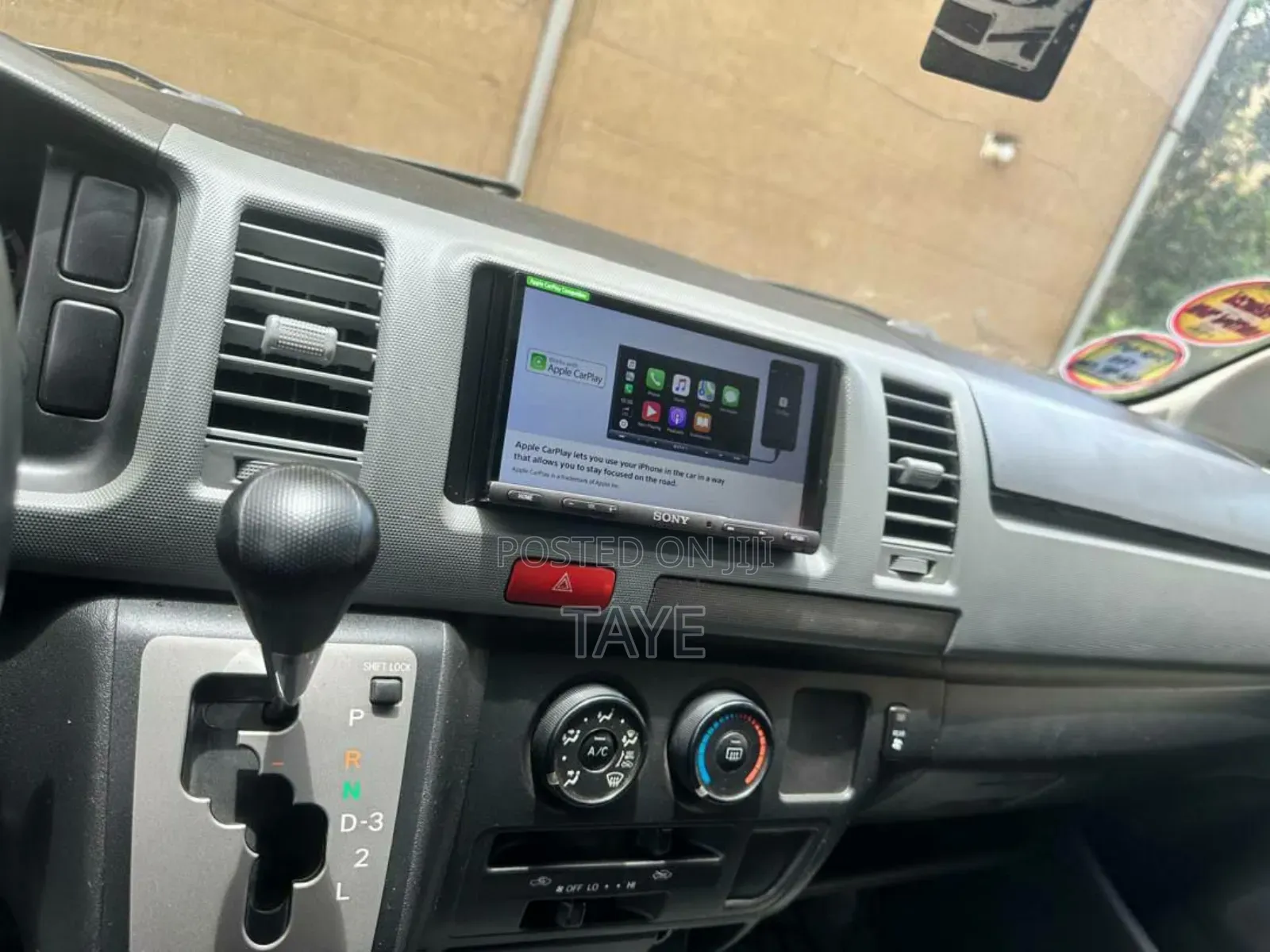 Toyota HiAce 2007 Silver