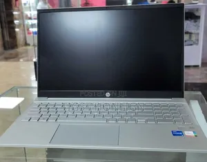 New Laptop HP Pavilion 15 8GB Intel Core I5 SSD 512GB