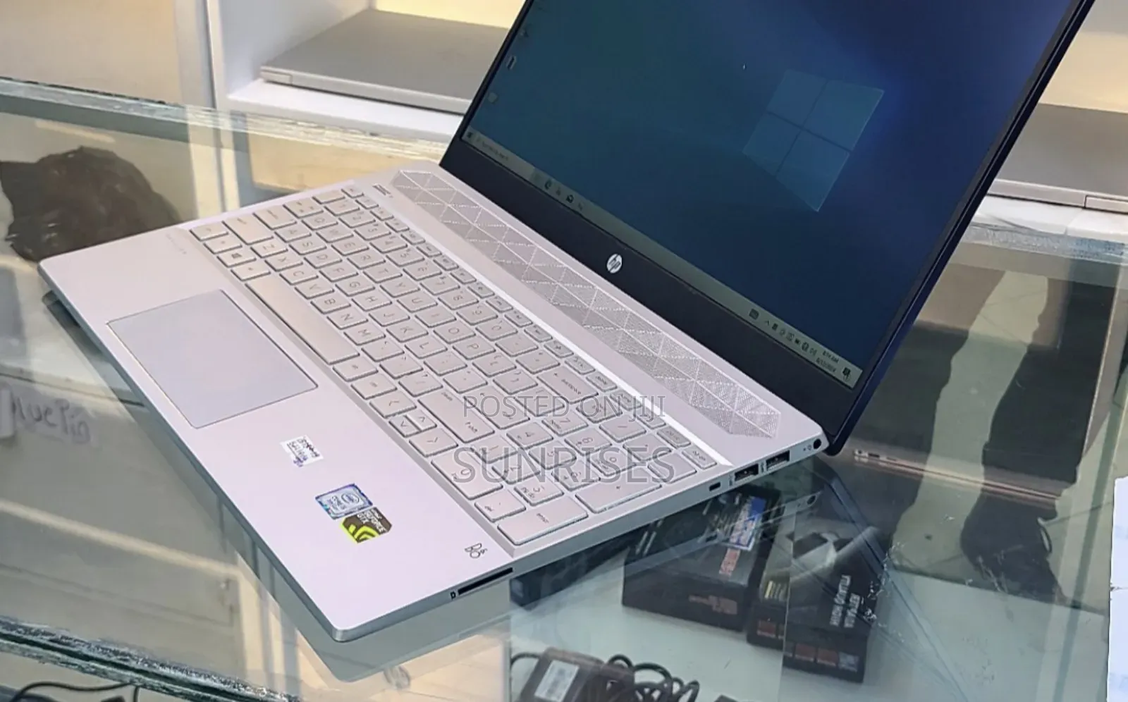 New Laptop HP Pavilion 15 8GB Intel Core I7 SSD 512GB