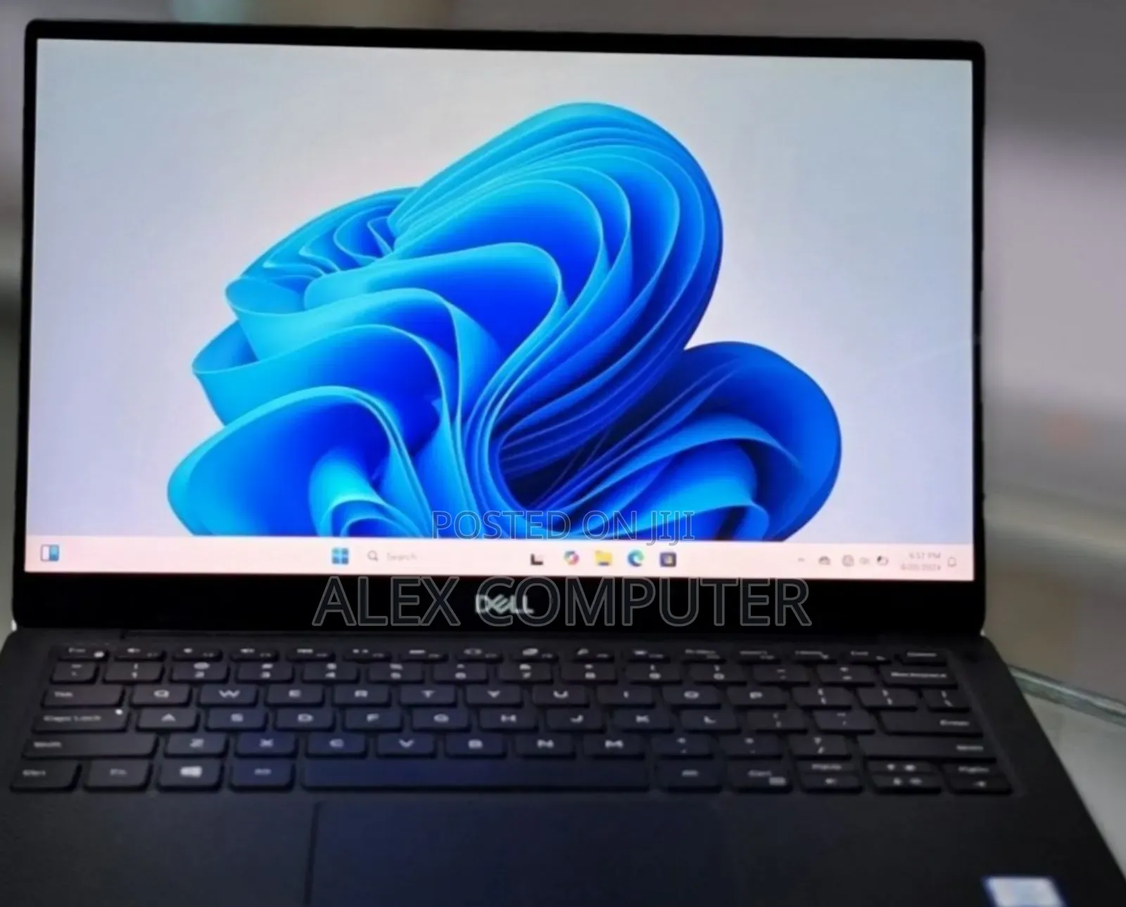 New Laptop Dell XPS 13 16GB Intel Core I7 SSD 512GB