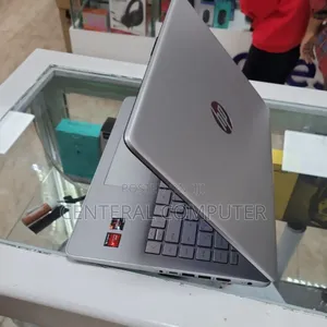 New Laptop HP Stream Notebook 8GB AMD Ryzen 3 SSD 256GB