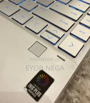 New Laptop HP Spectre X360 8GB Intel Core I5 SSD 512GB