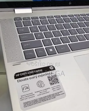 New Laptop HP Envy X360 8GB Intel Core I5 SSD 512GB