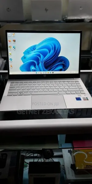 New Laptop HP Pavilion 14 8GB Intel Core I7 SSD 512GB