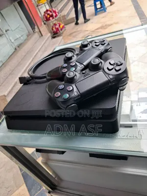Photo - Jailbreak Playstation 4 Slim