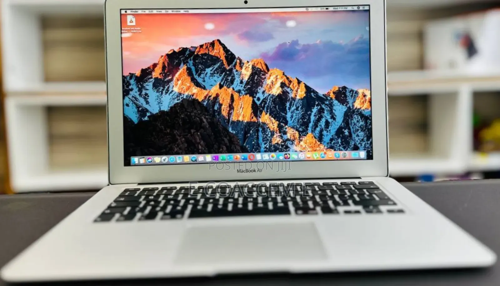 New Laptop Apple MacBook 8GB Intel Core I7 SSD 512GB