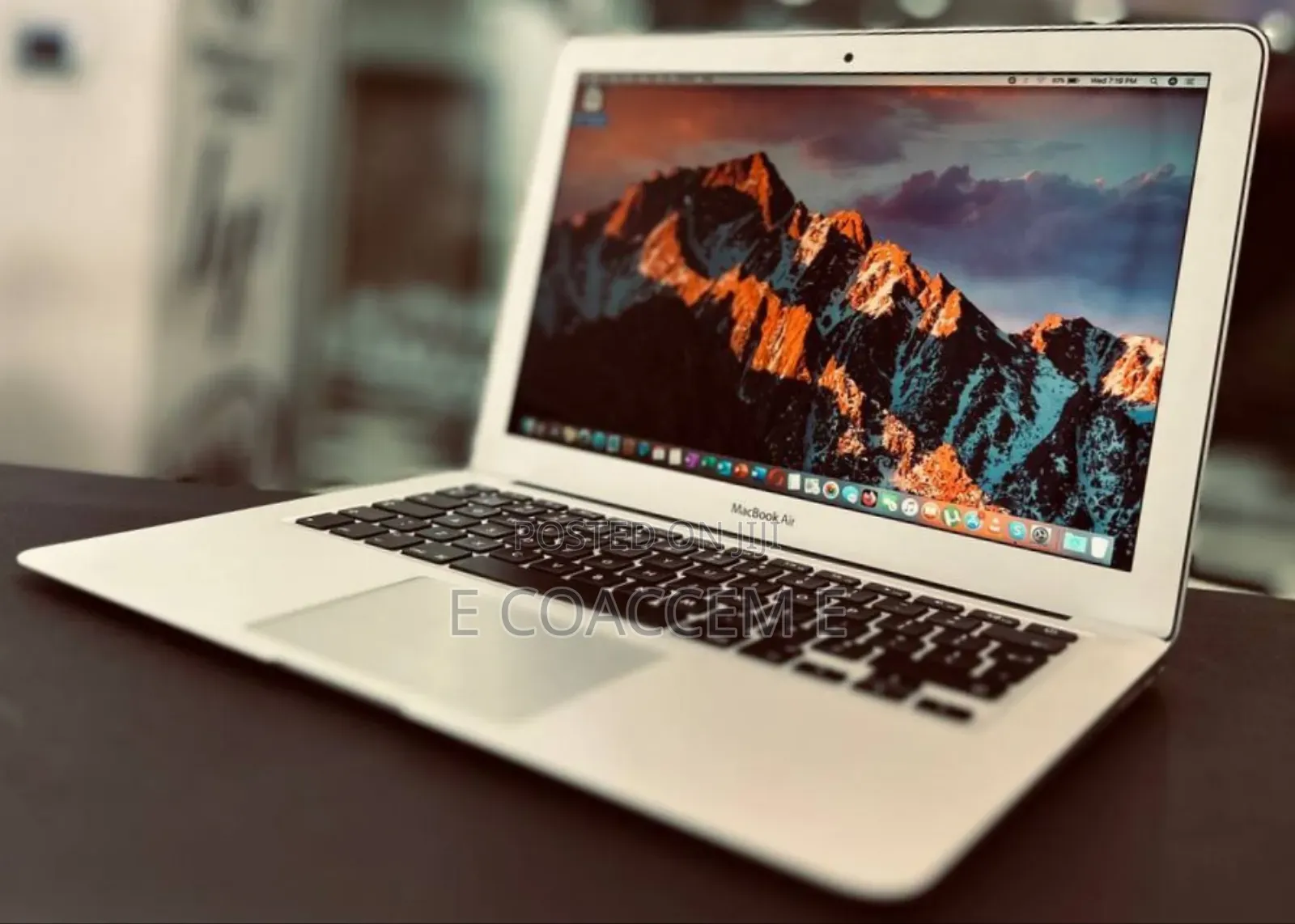 New Laptop Apple MacBook 8GB Intel Core I7 SSD 512GB