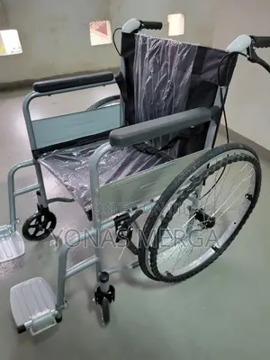 Wheelchair With Seat for Disabled People/Strong Hardness