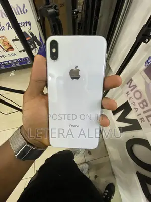 Photo - New Apple iPhone XS Max 512 GB White
