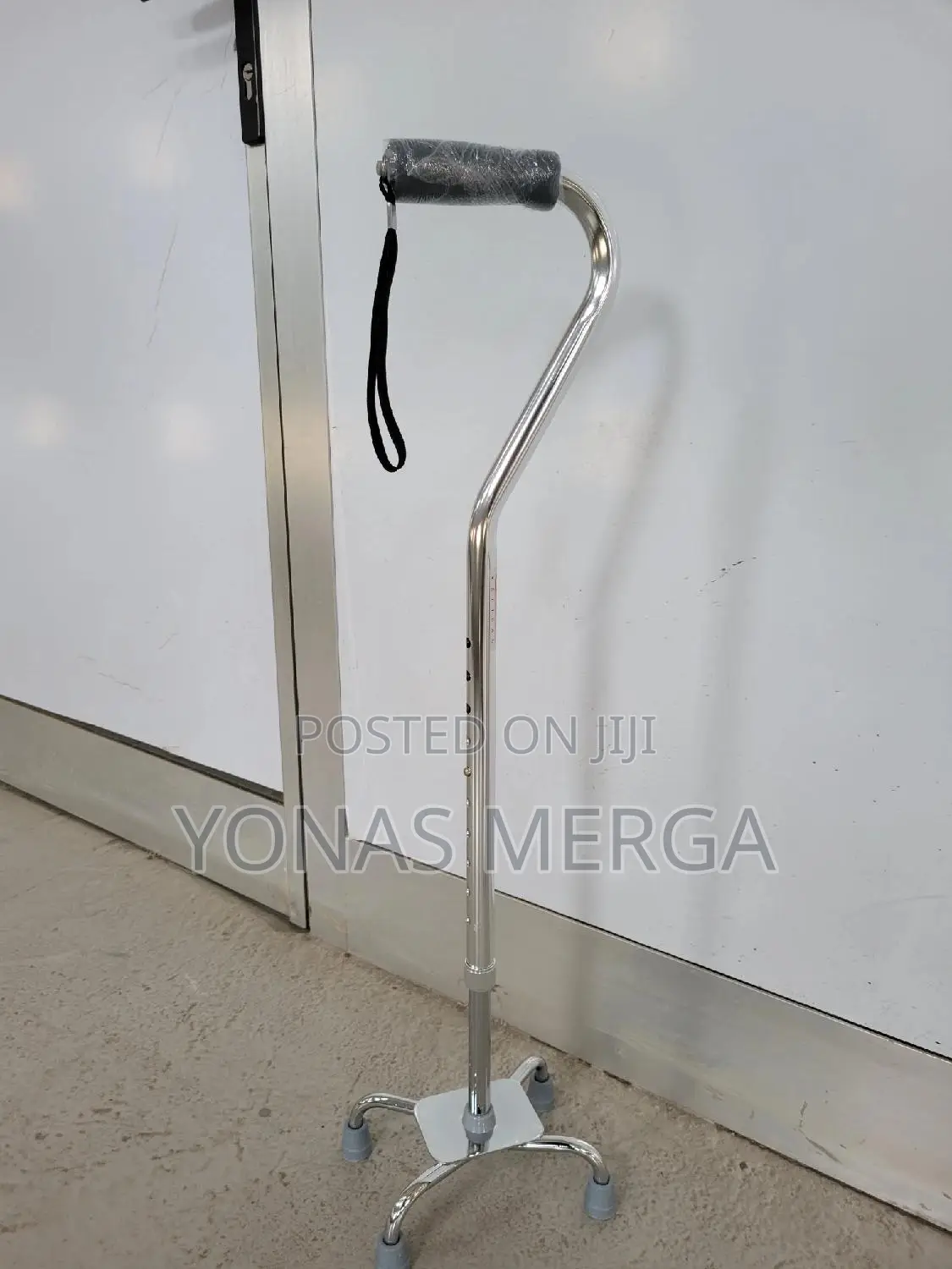 Walking Stick Height Adjustment,Anyone Can Use Stick Easily