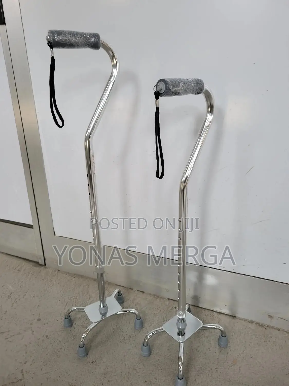 Lightweight Yet Strong Walking Stick/Wider Base For Stable