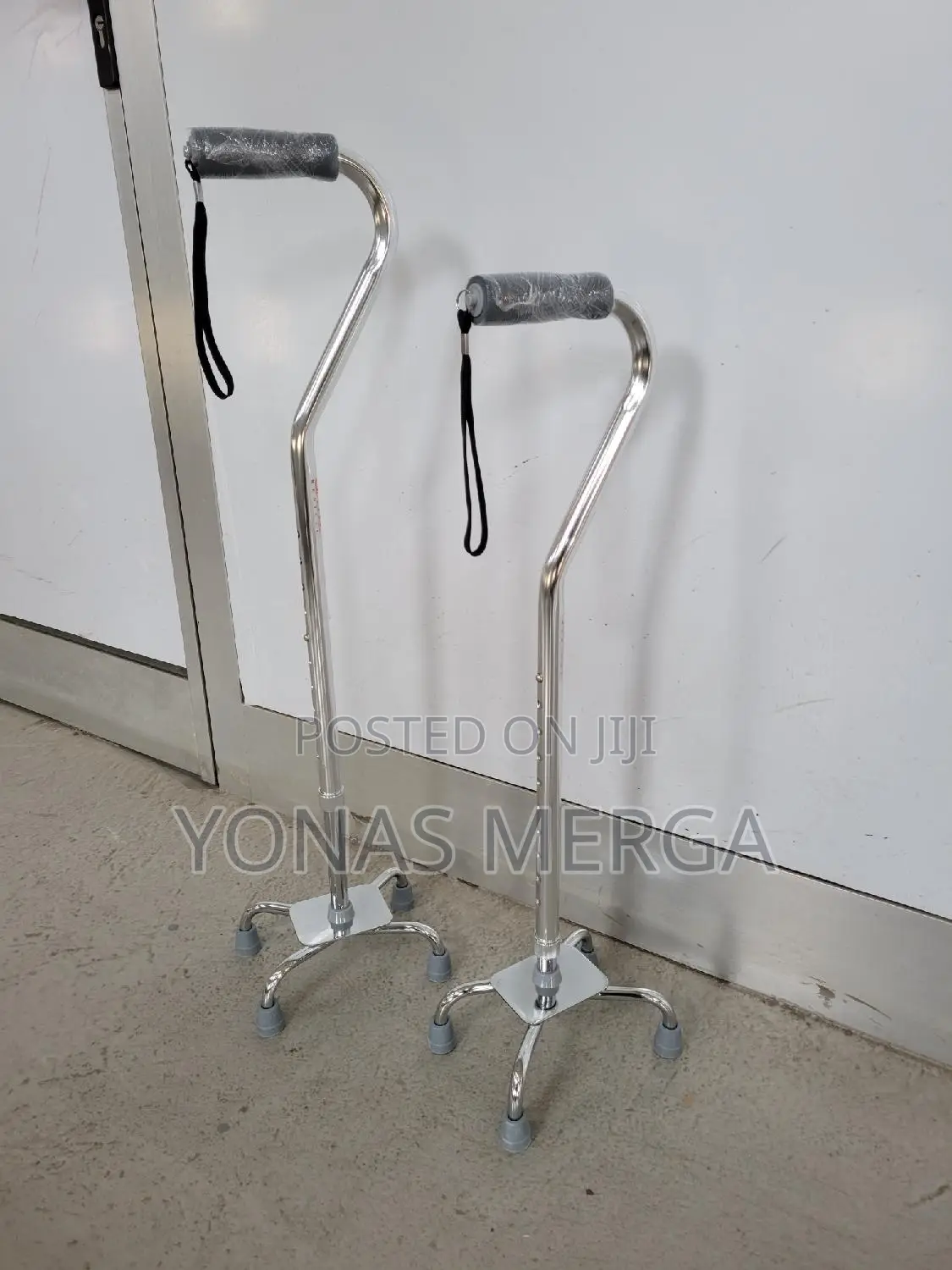 QUADRIPOD WALKING STICK (Riym Surgical Co)7-level Adjustable