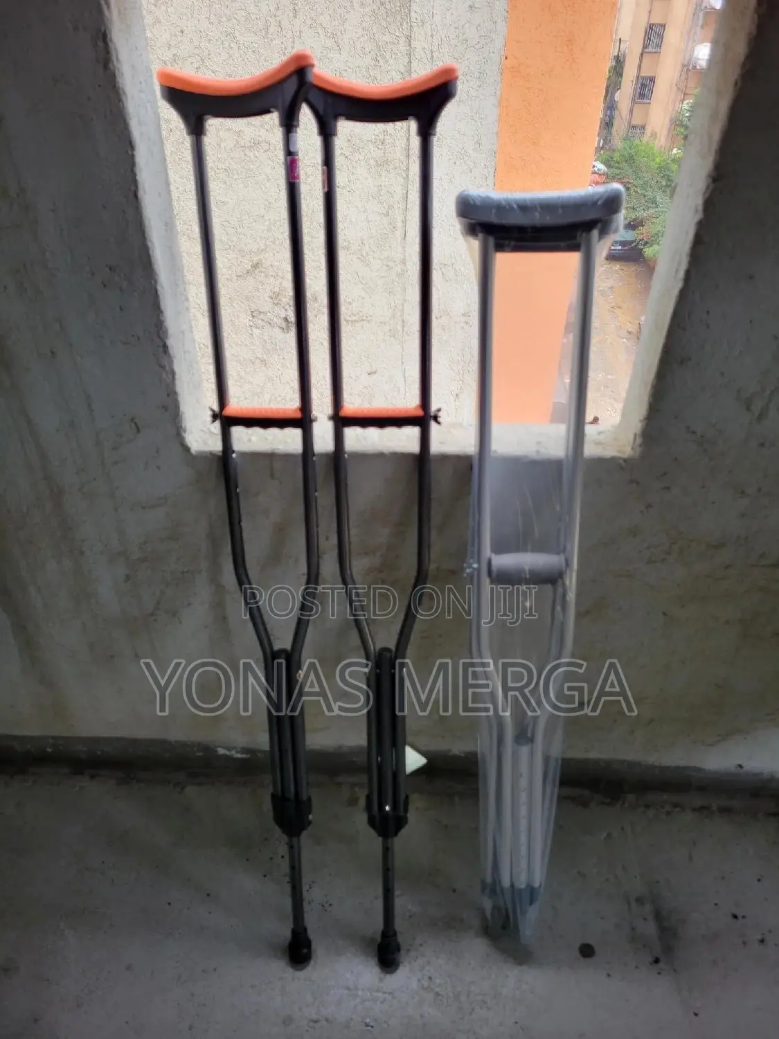 Adjustable 2pcs Underarm Crutch Axillary Walking Stick