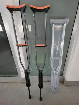 Photo - Crutches /Walking Stick for Patient Is Ensure Effortless Use