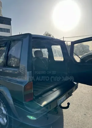 Suzuki Vitara 1990 Matt Black