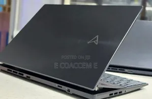 New Laptop Asus 8GB Intel Core I7 SSD 512GB