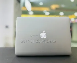 Photo - New Laptop Apple MacBook Air 2017 8GB Intel Core I5 SSD 128GB