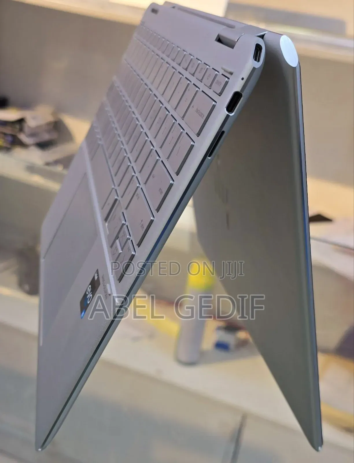 New Laptop HP Spectre X360 8GB Intel Core I5 SSD 512GB