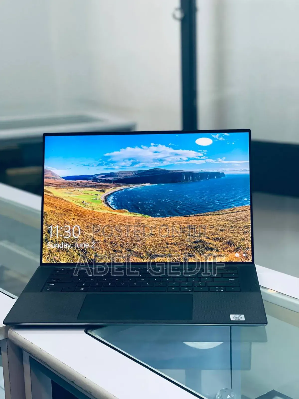 New Laptop Dell Precision 5550 32GB Intel Core I7 SSD 512GB