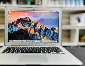 New Laptop Apple MacBook Air 2017 8GB Intel Core I5 SSD 128GB