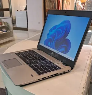 New Laptop HP 8GB AMD A10 HDD 500GB